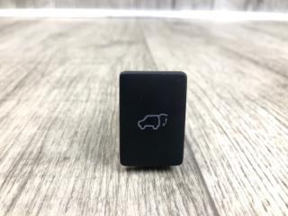 Кнопка открывания багажника внутренняя RAV4 13-19 2016 2.5 2ARFE