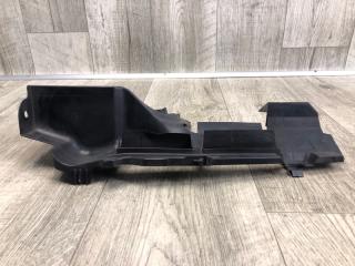 Дефлектор радиатора левый RAV4 13-19 2016 2.5 2ARFE