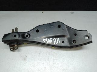 Крепление балки подвески переднее правое LEXUS LS460 06-12 2007