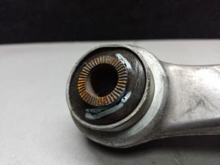 Рычаг задней подвески поперечный верхний левый LEXUS LS460 06-12 XF40 4.6 1UR-FSE