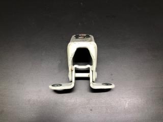 Петля двери нижняя задняя правая ALTIMA 19- 2019 L34 PR25DD