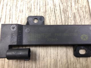 Антенна задняя левая CHEROKEE 14- 2016 2.4 ED8