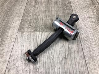 Ограничитель двери передний левый CHEROKEE 14- 2016 2.4 ED8