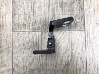 Петля двери верхняя задняя правая CHEROKEE 14- 2016 2.4 ED8