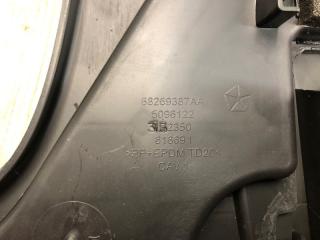 Накладка торпедо левая CHEROKEE 14- 2016 2.4 ED8