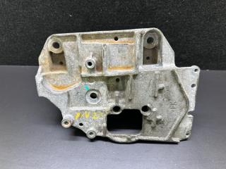 Кронштейн опоры двигателя NV200 USA 13-