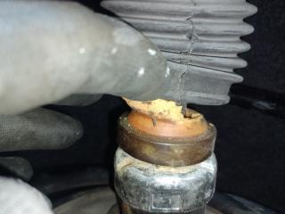 Амортизатор передний правый ES300 ES330 01-06 2006 XV30 3.3 3MZFE