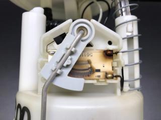 Топливный насос NV200 USA 13-