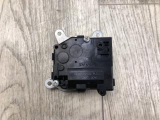 Моторчик заслонки печки TOYOTA RAV4 13-19 2016 Б/У Моторчик заслонки печки TOYOTA RAV4 13-19 2016