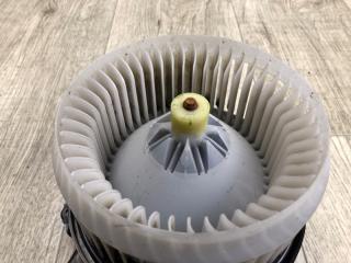 Моторчик печки RAV4 13-19 2016 2.5 2ARFE