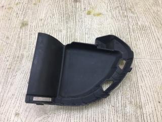 Заглушка бампера передняя правая CAYENNE 10-18 2011 4.8L