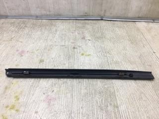 Накладка порога внутрення задняя правая CAYENNE 10-18 2011 4.8L