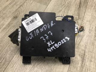 Блок предохранителей салон OUTLANDER XL 05-13 2007 Внедорожник 3.0