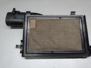 Крышка корпуса воздушного фильтра правая LS460 06-12 2007 XF40 4.6 1UR-FSE