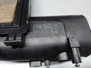 Крышка корпуса воздушного фильтра правая LEXUS LS460 06-12 XF40 4.6 1UR-FSE