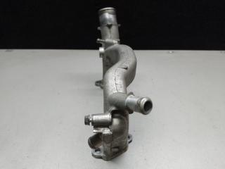 Фланец системы охлаждения LS460 06-12 2007 XF40 4.6 1UR-FSE