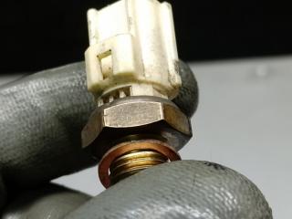 Датчик температуры охлаждающей жидкости LEXUS LS460 06-12 XF40 4.6 1UR-FSE