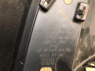 Клык бампера задний правый ESCAPE 19 -