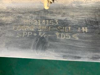 Накладка порога наружная левая GALANT 93-97