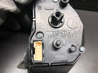 Кнопки на руль левые OUTLANDER XL 05-13