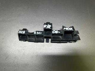 Кронштейн заднего бампера правый MDX (YD2) 06-13