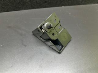 Кронштейн заднего бампера правый ESCAPE 12-19 2018 TM2 2.5 T25HDEX