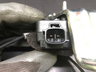 Привод открывания лючка бензобака TOYOTA PRIUS - 30 09-17 1.8 2ZRFXE