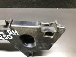 Кронштейн заднего бампера правый FOCUS 10-18