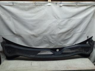 Пластик под лобовое стекло / Жабо HONDA PILOT 15- 2017 Б/У Пластик под лобовое стекло / Жабо HONDA PILOT 15- 2017