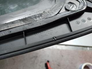 Стекло в кузов заднее левое HONDA PILOT 15- 3.5L