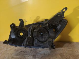 Фара правая RAV4 05-12