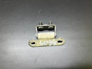 Петля крышки багажника TOYOTA PRIUS - 30 09-17 XW30 1.8 2ZRFXE