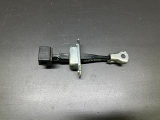 Ограничитель двери передний правый LANCER X 10 07-15 2014 2.0 4B11