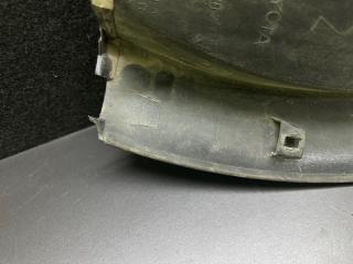 Накладка крышки багажника левая RAV4 05-12