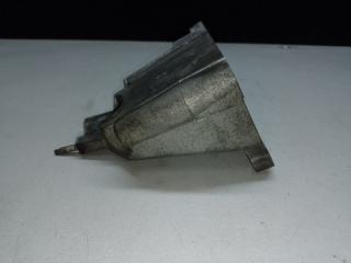 Кронштейн двигателя правый LS460 06-12 2007 XF40 4.6 1UR-FSE