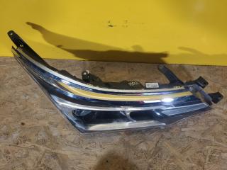 Фара правая COROLLA 12-19 E180