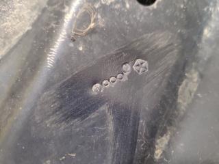 Крышка багажника 300 04-10