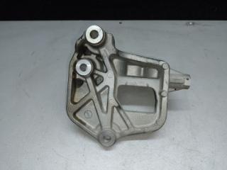 Кронштейн опоры двигателя задний SUZUKI KIZASHI 09-14 J24B