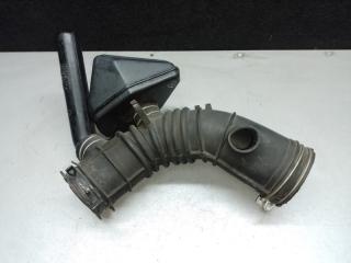 Патрубок воздушного фильтра TOYOTA CAMRY 30 02-06 11.2003