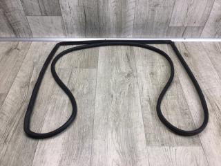 Уплотнитель двери задний левый SUZUKI GRAND VITARA 05-15 2005