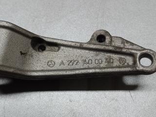 Кронштейн MERCEDES E-CLASS W211 02-09 W211 M272972 3.5