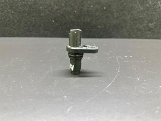 Запчасть датчик положения распредвала TOYOTA CAMRY 55 14-17 2015