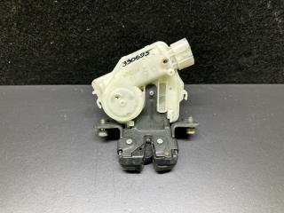 Замок крышки багажника TOYOTA YARIS 11-20