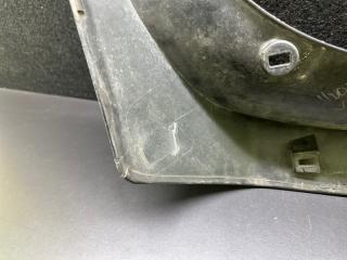 Накладка крышки багажника правая RAV4 05-12