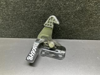 Крюк замка капота NISSAN LEAF 10-17