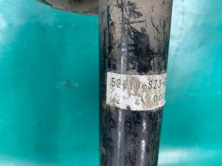 Амортизатор задний правый LEGEND 96-04