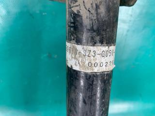 Амортизатор задний правый LEGEND 96-04