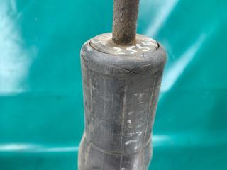 Амортизатор задний правый SHUTTLE 95-99