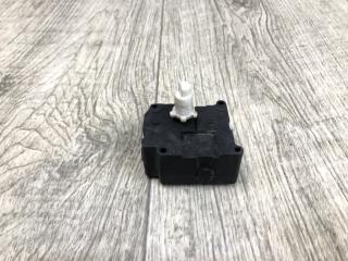 Моторчик заслонки печки VOLKSWAGEN PHAETON 02-10