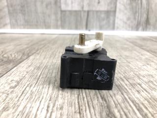 Моторчик заслонки печки VOLKSWAGEN PHAETON 02-10